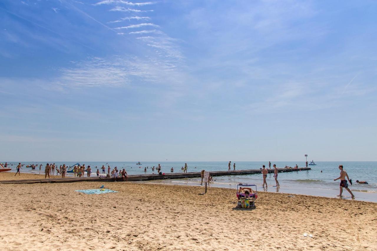 Benelux Apartment Lido di Jesolo Exterior photo